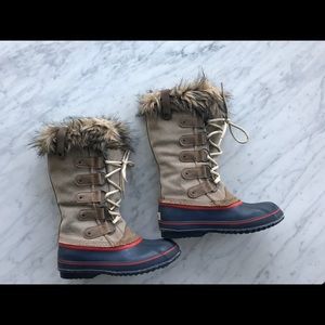 Sorel Joan of Arc boots